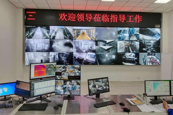 一塊拼接屏可以顯示多少路監(jiān)控畫面，監(jiān)控畫面是如何在拼接屏上顯示的