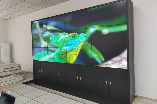 拼接屏是怎么做到4K、6K、8K…顯示的？大分辨顯示解決方案